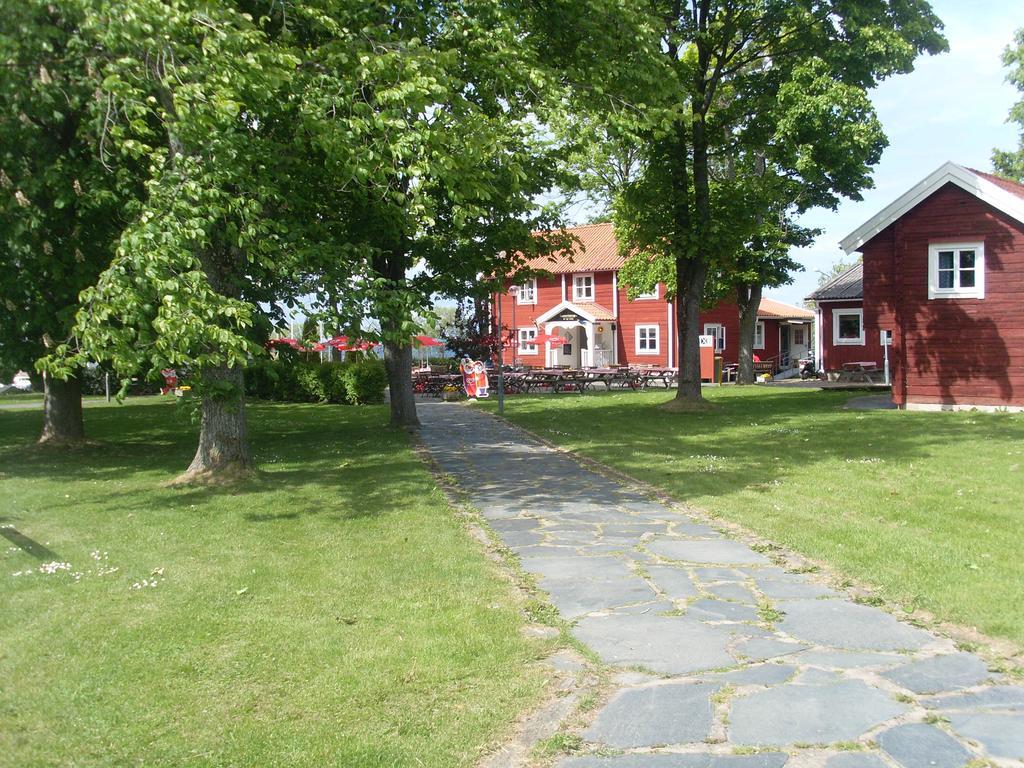 Strandterrassen Hostel Granna Bagian luar foto