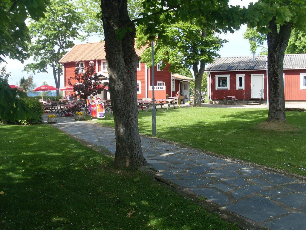 Strandterrassen Hostel Granna Bagian luar foto