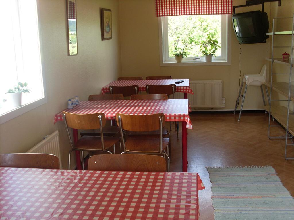 Strandterrassen Hostel Granna Bagian luar foto