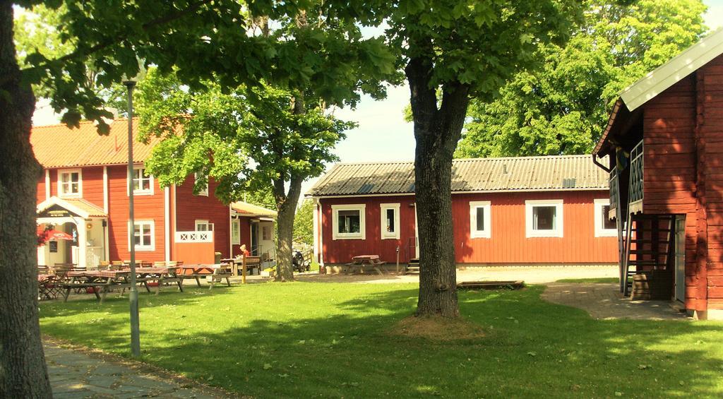 Strandterrassen Hostel Granna Bagian luar foto