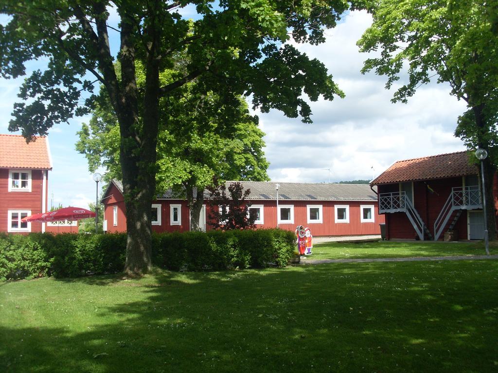 Strandterrassen Hostel Granna Bagian luar foto